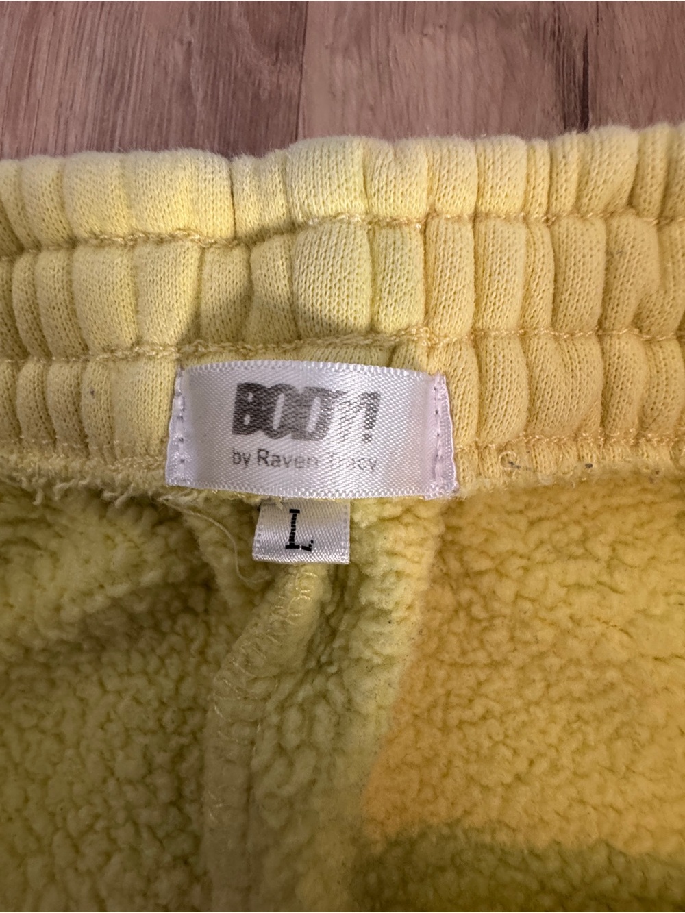 Body By Raven Tracy Yellow Sweatpant Joggers Sz L - Picture 6 of 7